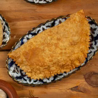 Чебурек с мясным фаршем 
