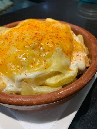 Patatas Tres Quesos