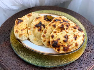 Meethi naan