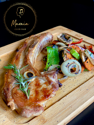 Свински котлет с гриловани зеленчуци (300гр.)