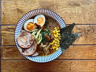 Рамен від Антоніо зі свининою (650g)