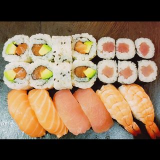 126. Sushi Nagoya  (20 Pzs.)