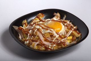 Cheesy Fries Œuf & Dinde