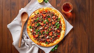 Pizza cu mici
