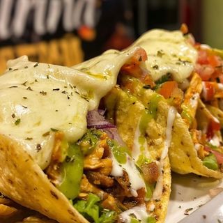 Tacos De Pollo (3 Uds.)