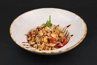 Тяхан з лососем (250г)