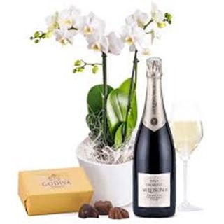 Orquídea con cava y bombones