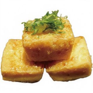 404. Tofu frito (4 uds.)