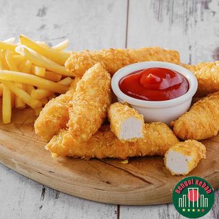 Chicken strips 9szt z frytkami 