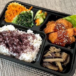 Chicken-Katsu Bento - チキンカツ弁当