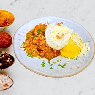 TOCHITURA ARDELENEASCA CU MAMALIGA SI ARDEI IUTE COPT 400G