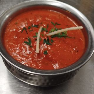 (63) CHICKEN MADRAS /MADRAS DE POLLO