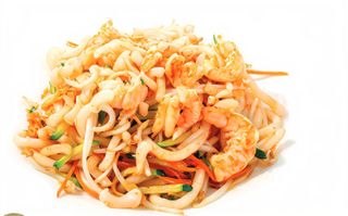 38b. Fideos de Udon con Mariscos