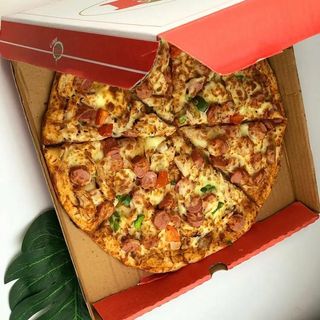 Genesis Supreme Pizza Medium