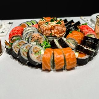 Tort z sushi 52zst.