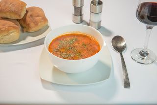 Ciorba de fasole cu ciolan afumat