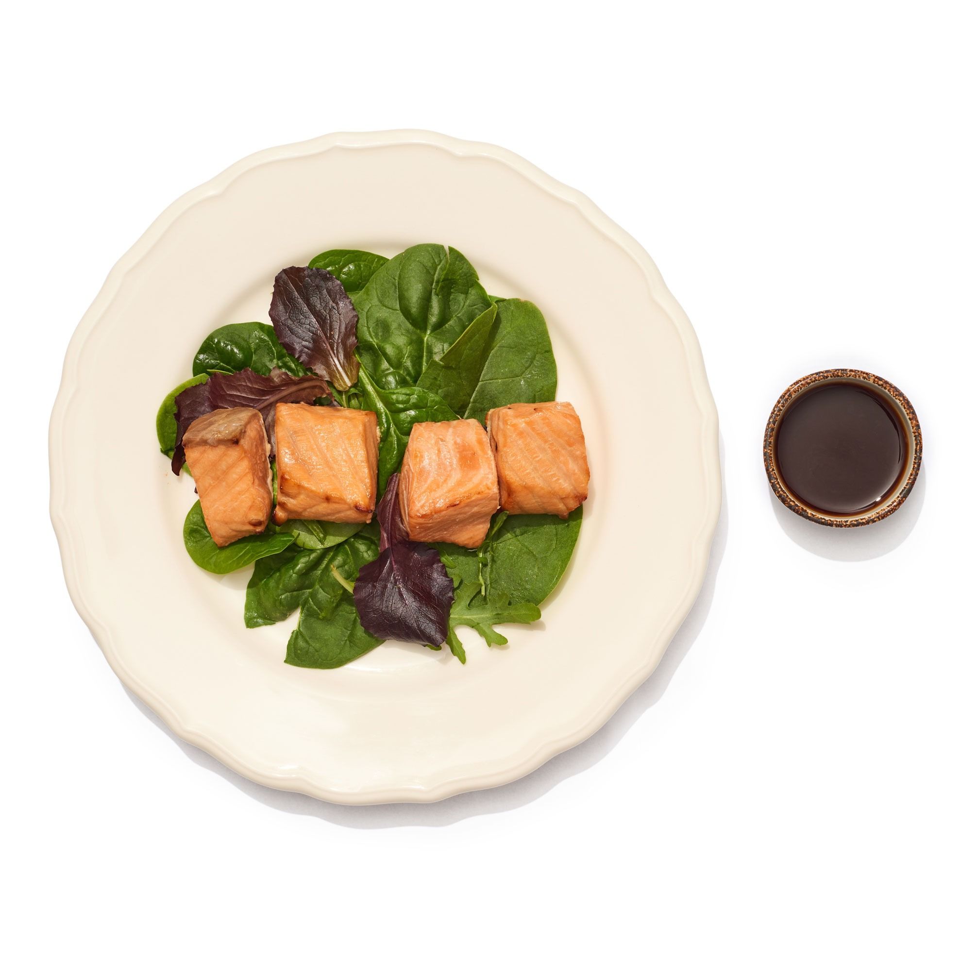 Salmón a la naranja. Acompañado de salsa de naranja, soja y miel