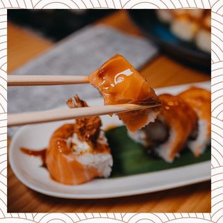 Ebi Salmón Roll (8 Pzs.)