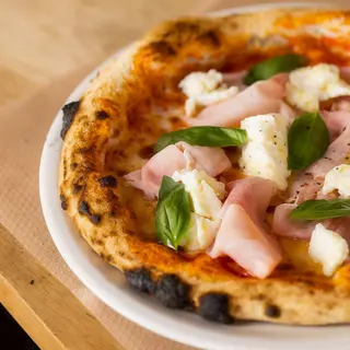 PIZZA PROSCIUTTO BÚFALA