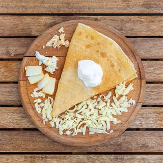 Slane palačinke sa pavlakom, kačkavaljem, dim. kačkava. i gorgonzolom