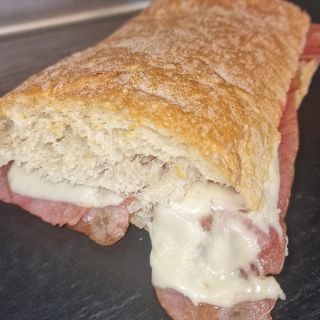 Entrepà bacó amb formatge