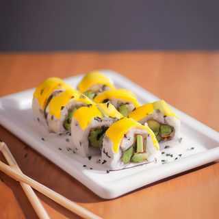 Uramaki mango e avocado - 8 pezzi