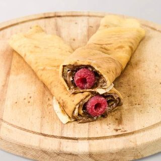 Палачинка с шоколад и малини + 1 бр. кен