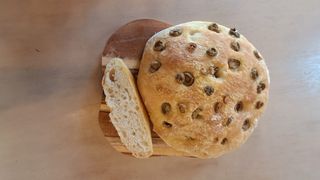 Focaccia z oliwkami