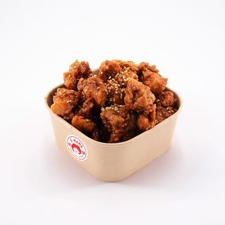 Ganjang 간장치킨 (pollo fritto con salsa di soia)