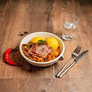 Vărzică perpelită la cuptor cu bacon afumat la grill și jalapeno