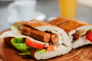 Sendvič sa pikantnom kobasicom 350g