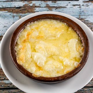 სულგუნი კეცზე