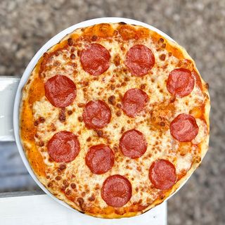 Pizza Salami Pepperoni 30cm