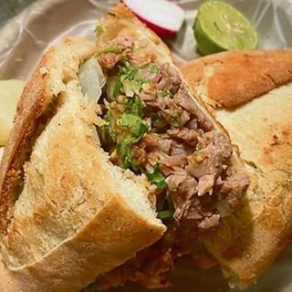 Torta de suadero