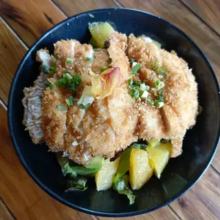 Sesame Chicken Katsu Salad