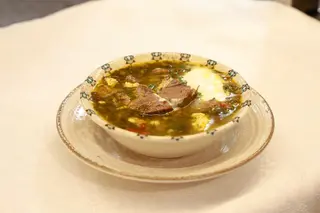 Суп из щавеля с мясом на гриле
