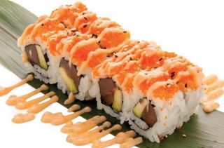 152 Uramaki Spicy tono roll