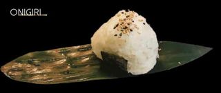 01 Onigiri sake