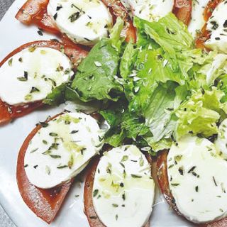 Salada Pomodoro e Mozzarella
