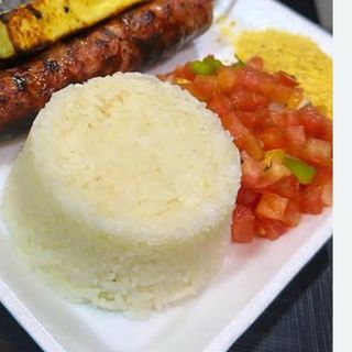 Porção de arroz, farofa e vinagrete 