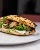 Panuozzo Shawarma