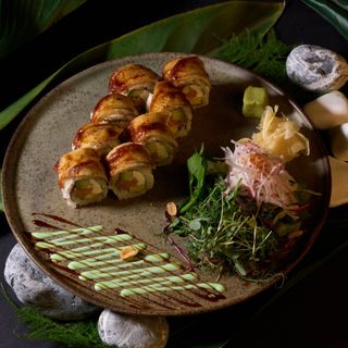 როლი ორაგული, გველთევზა, მანგო 