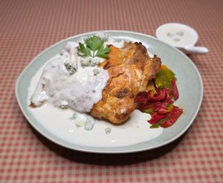 PULPA PUI CU SOS CARBONARA..