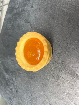 Cestini mignon di frolla con marmellata 