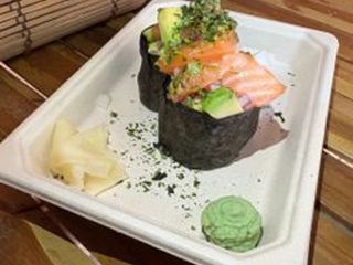 GUNKAN TARTAR SALMO