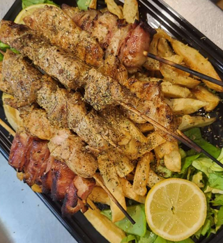 Platou souvlaki