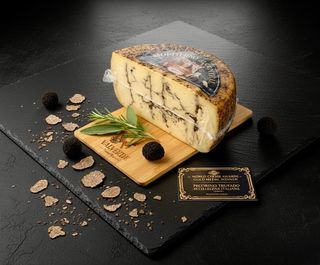 Pecorino Italiano Trufado 200Gr