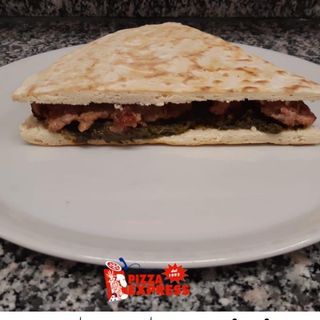 Erba campagnola e salsiccia di suino nostrale 