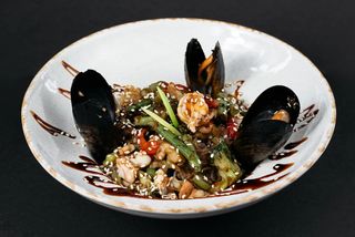 Фунчоза з морепродуктами (250г)