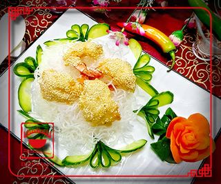 G6 შემწვარი კრევეტები სეზამის მარცვლებში